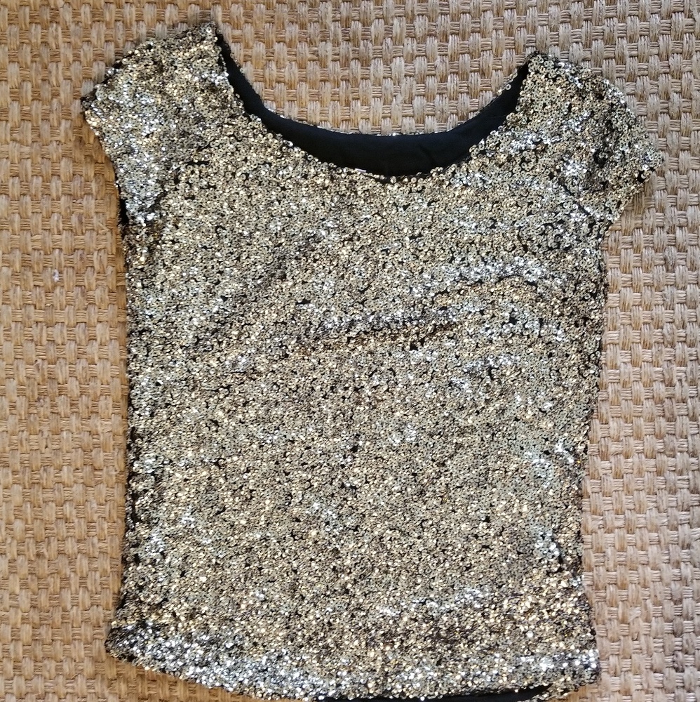 Gold sequined blouse S/M